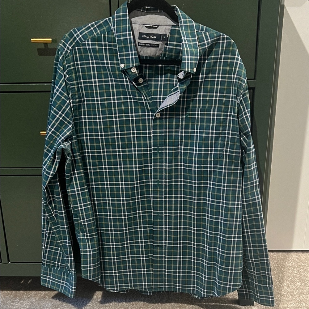 Nautica Men's Blue and White Checkered Shirt